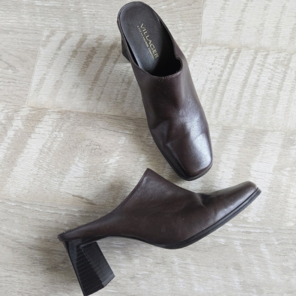 Liz Claiborne Shoes - Villager by Liz Claiborne Kambria Leather Mules